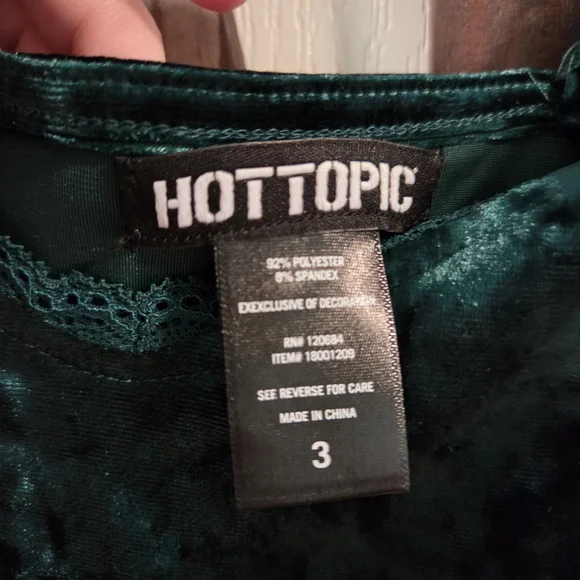 NWOT Hot Topic Green Velvet Skater Slip Dress- Size 3x - Picture 7 of 8